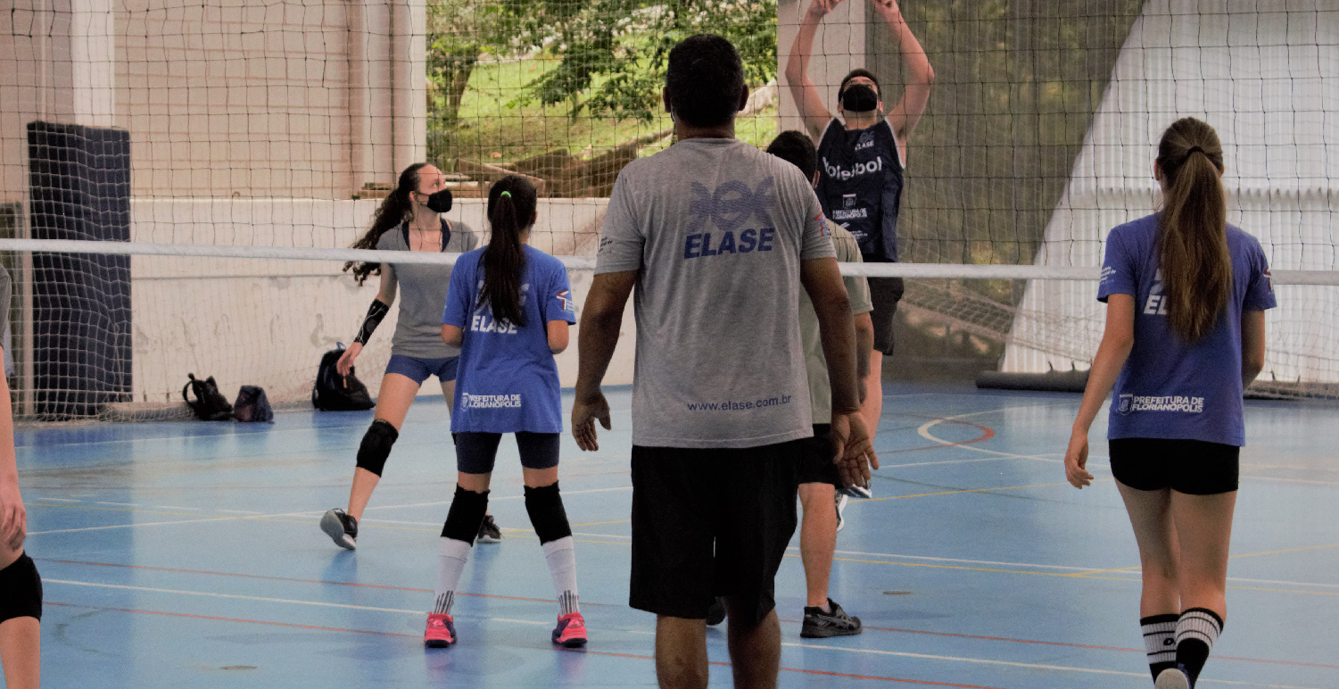 Escolinha de futsal ELASE: entretenimento e saúde para os seus filhos -  Blog da ELASE